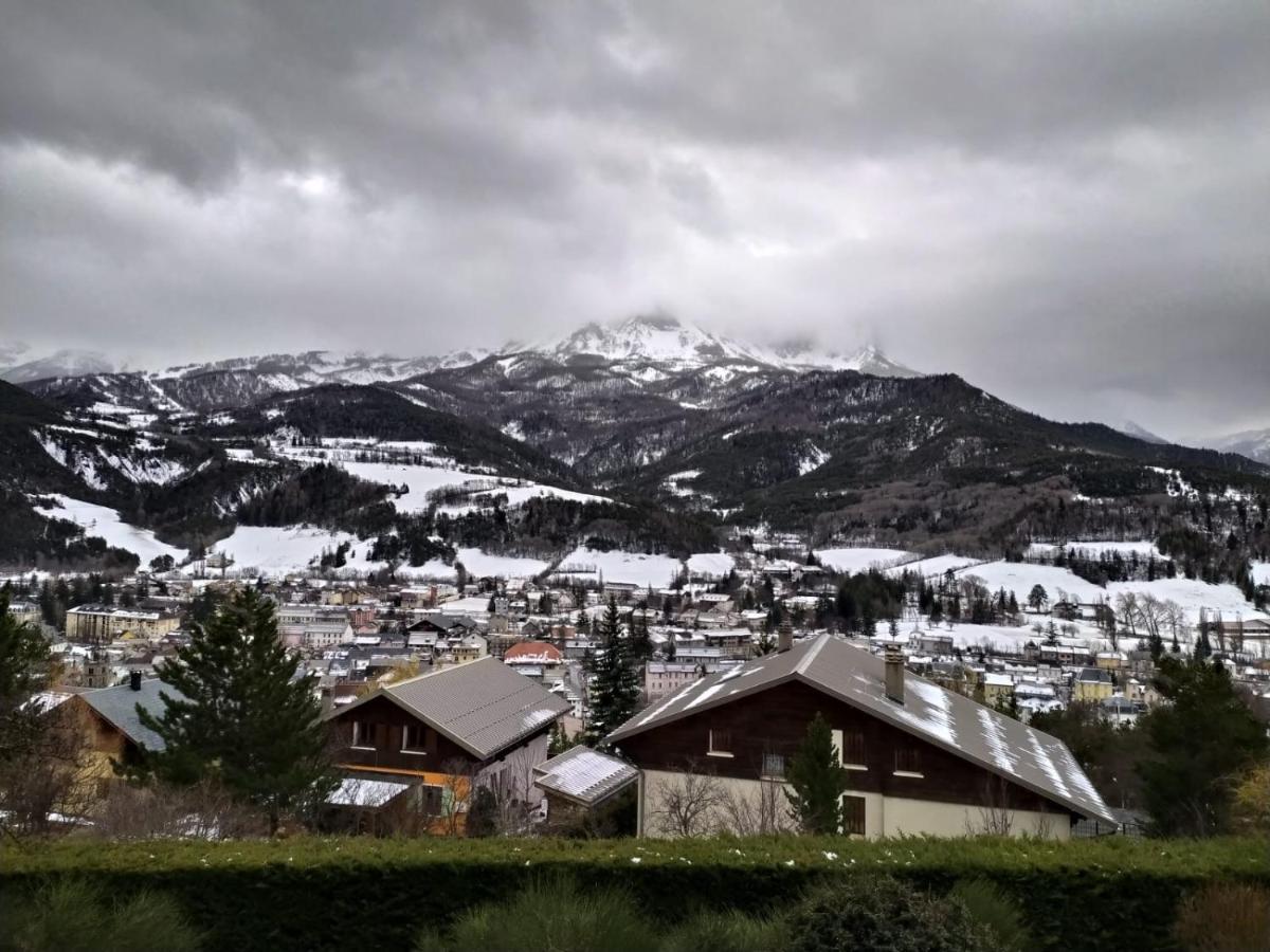 Appartement Rand'Ubaye à Barcelonnette Extérieur photo